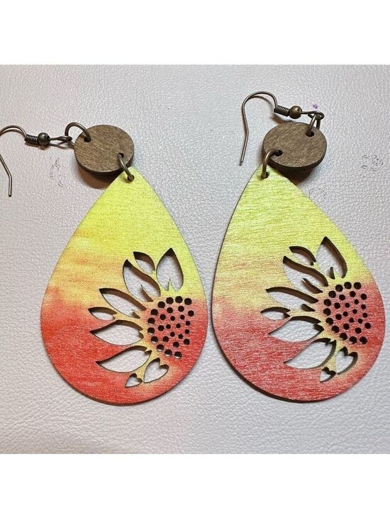 Jewelry - Droplet Shape Sunflower Print Dangle Earrings Retro Western Style Wooden Jewelry